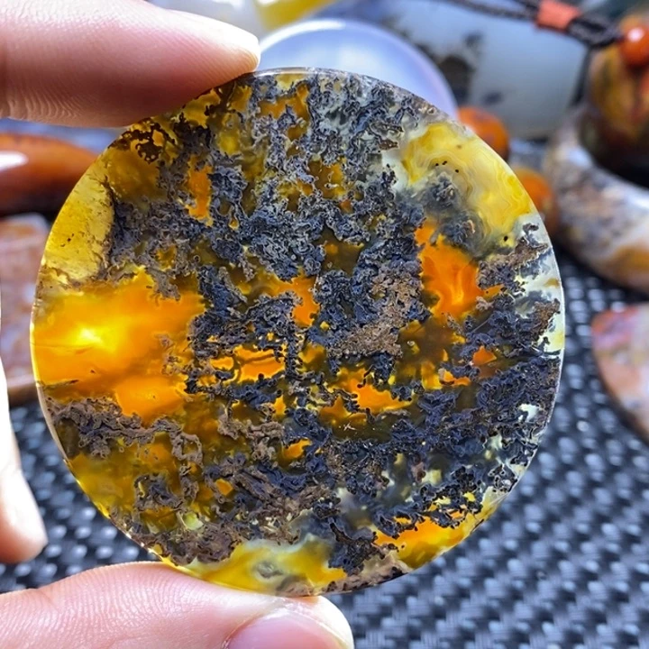 玛瑙/玉髓颈饰未镶嵌