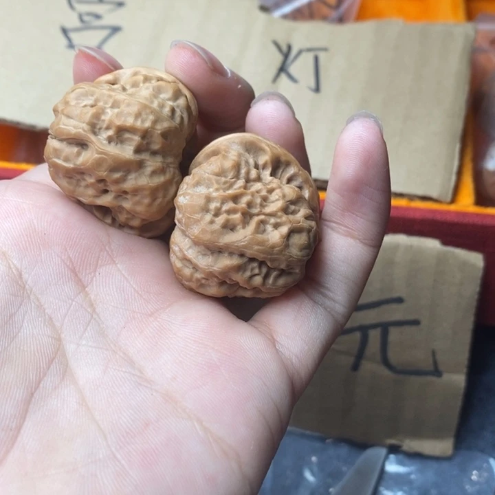 用***2猴头核桃把件蛤蟆头ssss