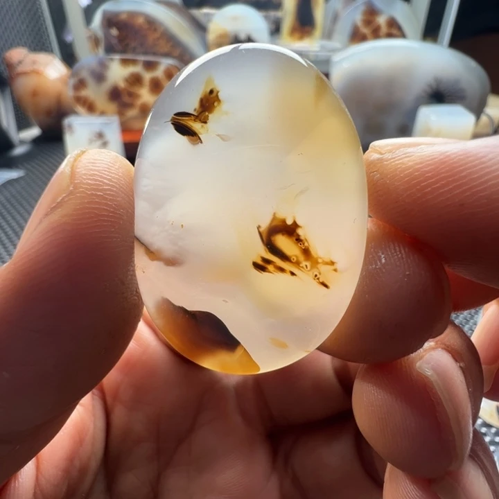 未镶嵌玛瑙/玉髓珠宝奇石