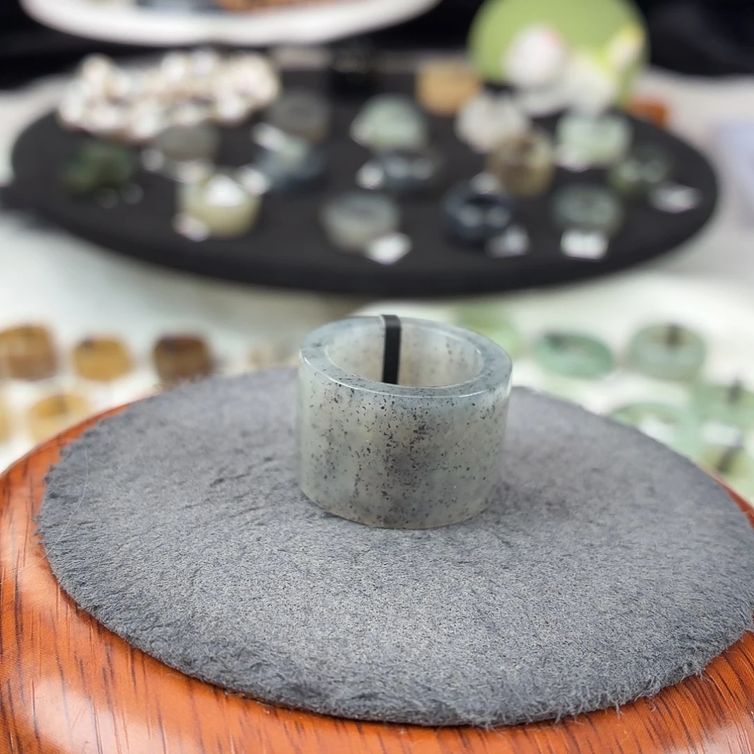 和田玉未镶嵌戒指b13点墨直切16.4不退换