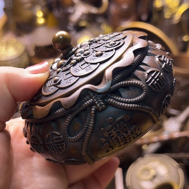 铜13356678899888778