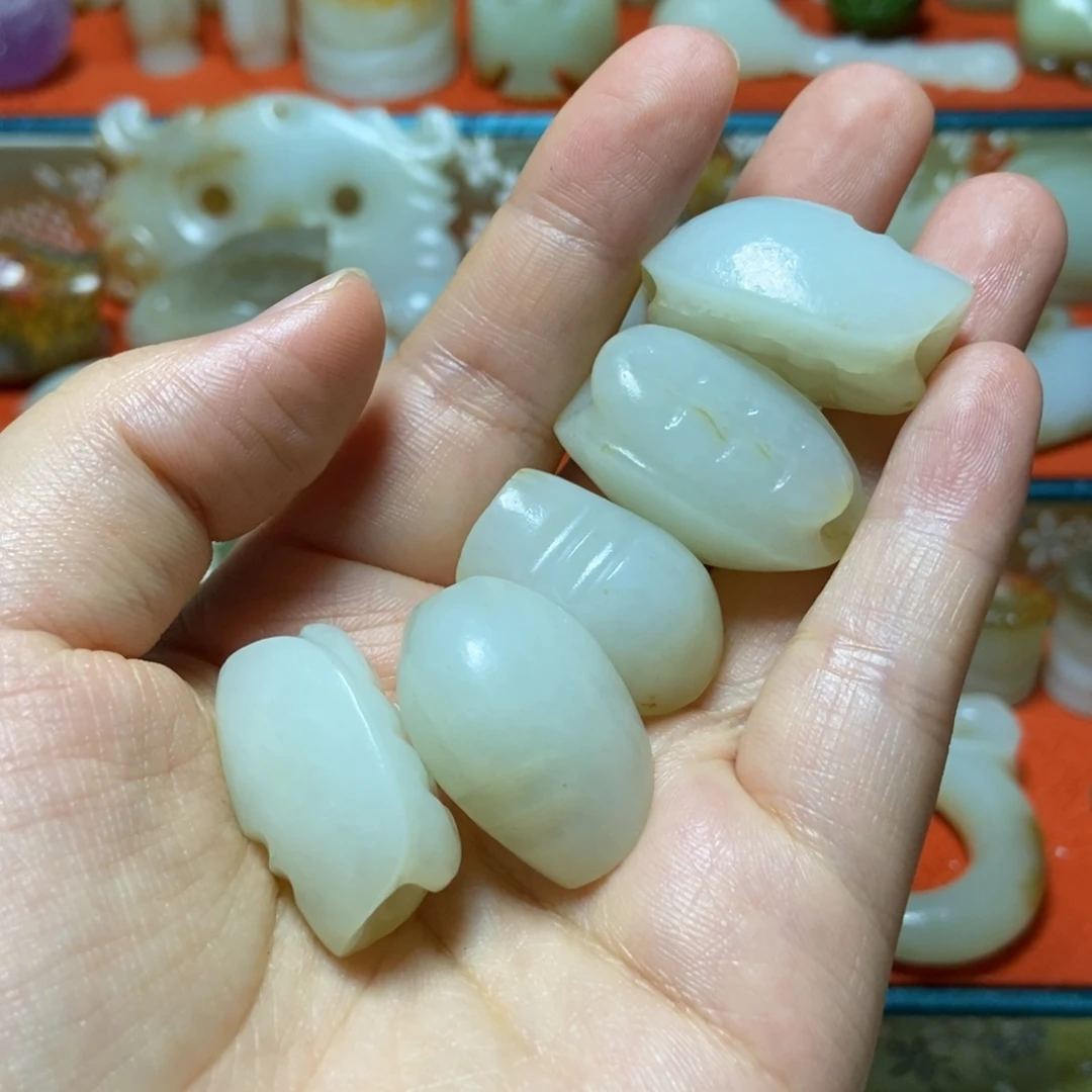 未镶嵌和田玉挂件南*阁