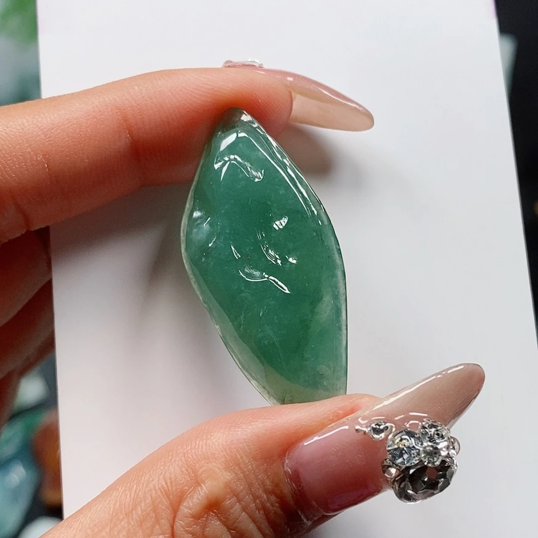 翡翠颈饰未镶嵌缅甸天然a货翡翠挂件