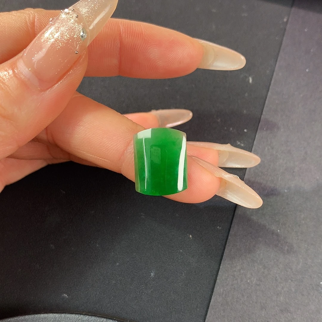 翡翠散珠16.6/12.97/3.22翡翠翡翠