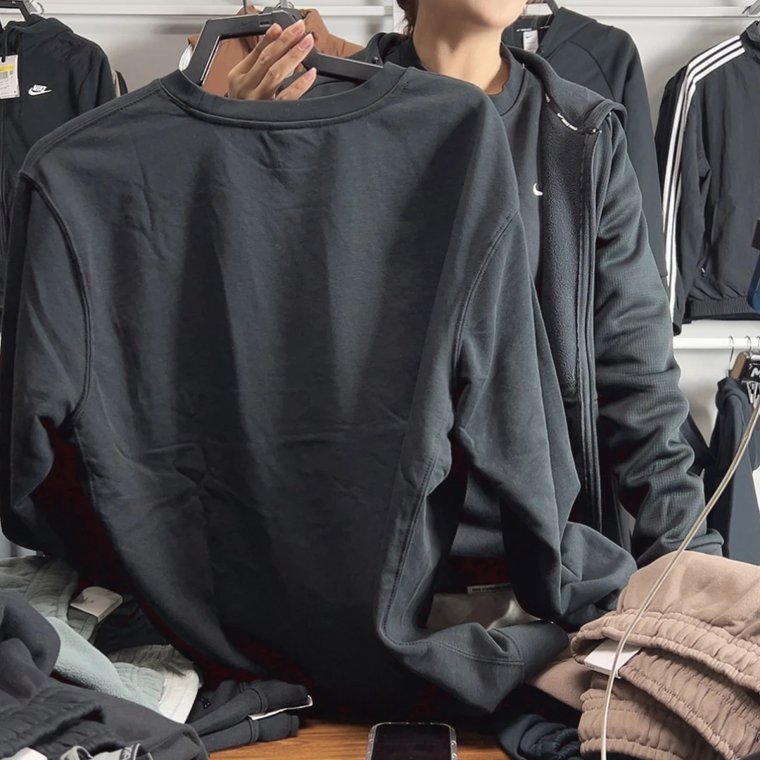 2667卫衣黑色m码120-140斤不退换