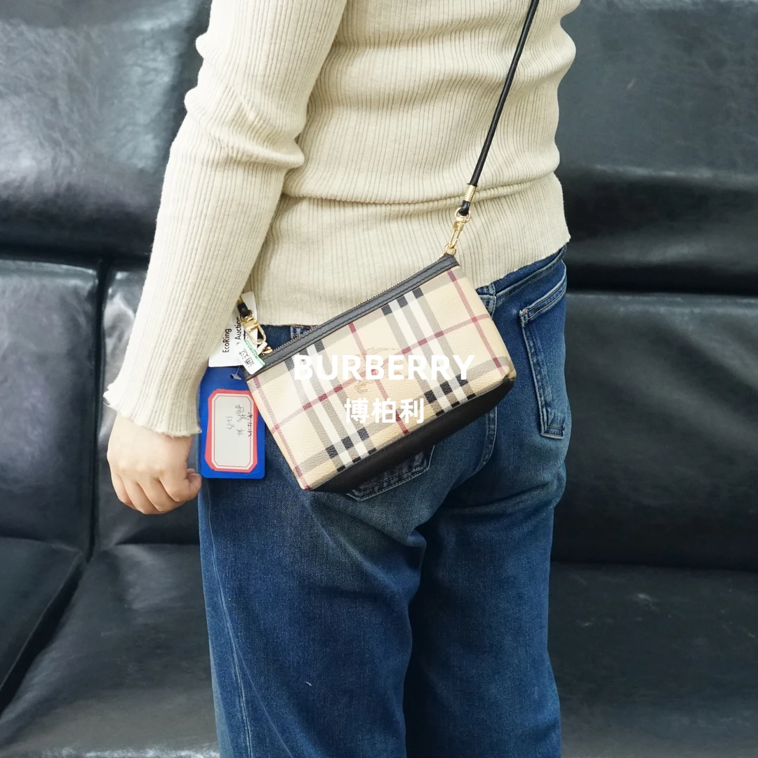 95新 BURBERRY/博柏利 格纹斜挎包/F4JJ12612136/2136母亲节礼物