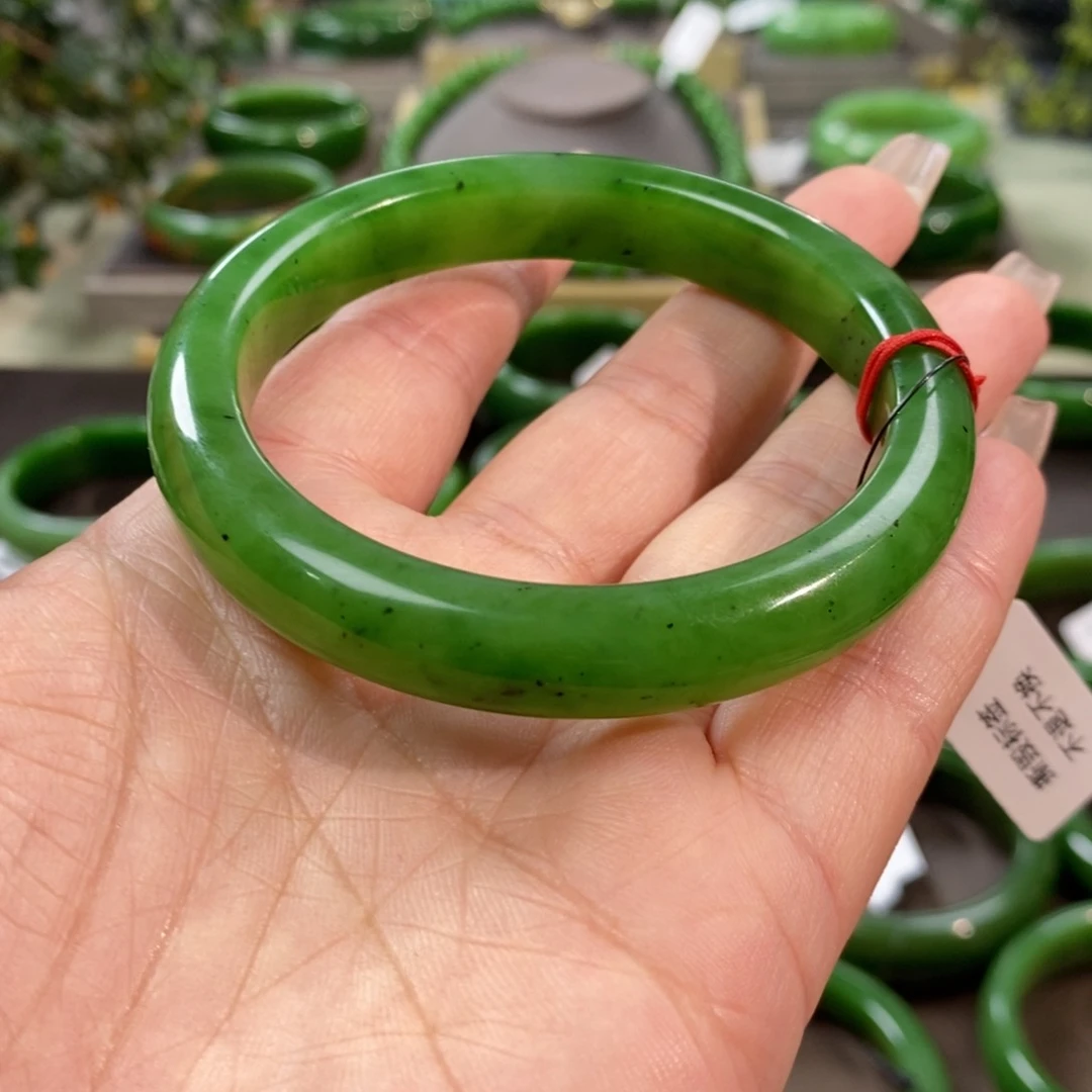 和田玉（碧玉）手镯未镶嵌