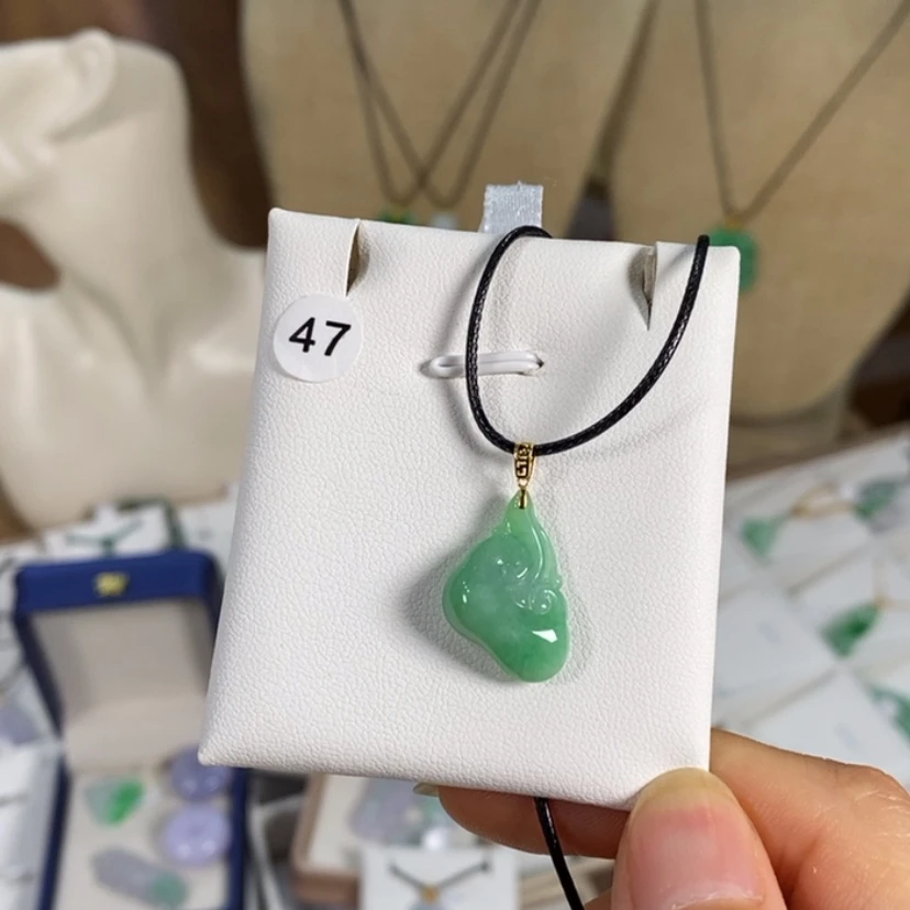 【闪购商品】颈饰未镶嵌翡翠三**作