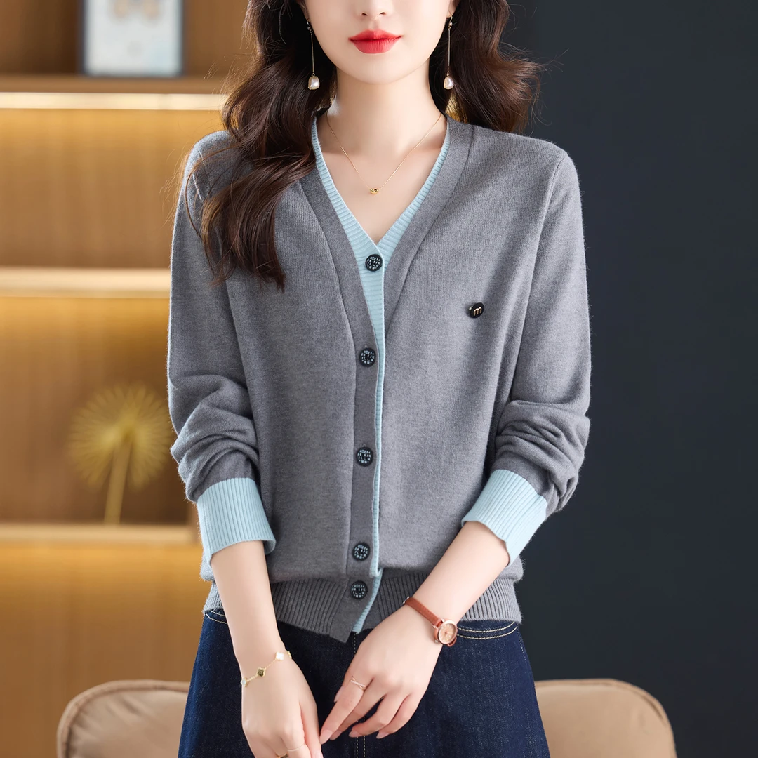 2025春秋新款假两件外套女士爆款长袖妈妈百搭洋气毛针织衫开衫