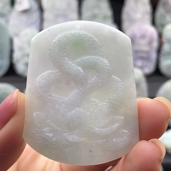 翡翠未镶嵌颈饰天然翡翠