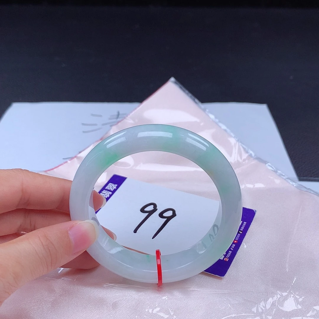 翡翠手镯未镶嵌手镯001840