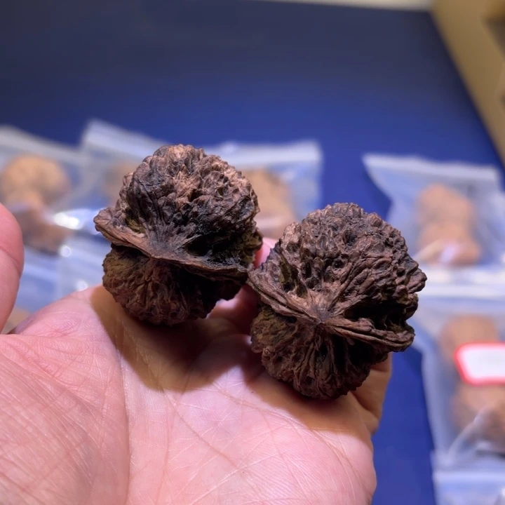 文玩核桃吊坠古树蛤么