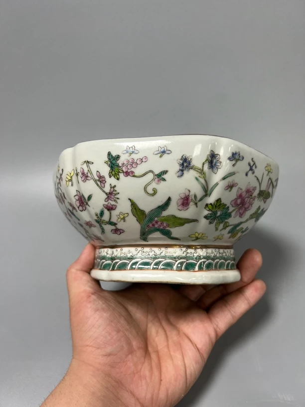 陶瓷工艺品粉彩六方贡碗