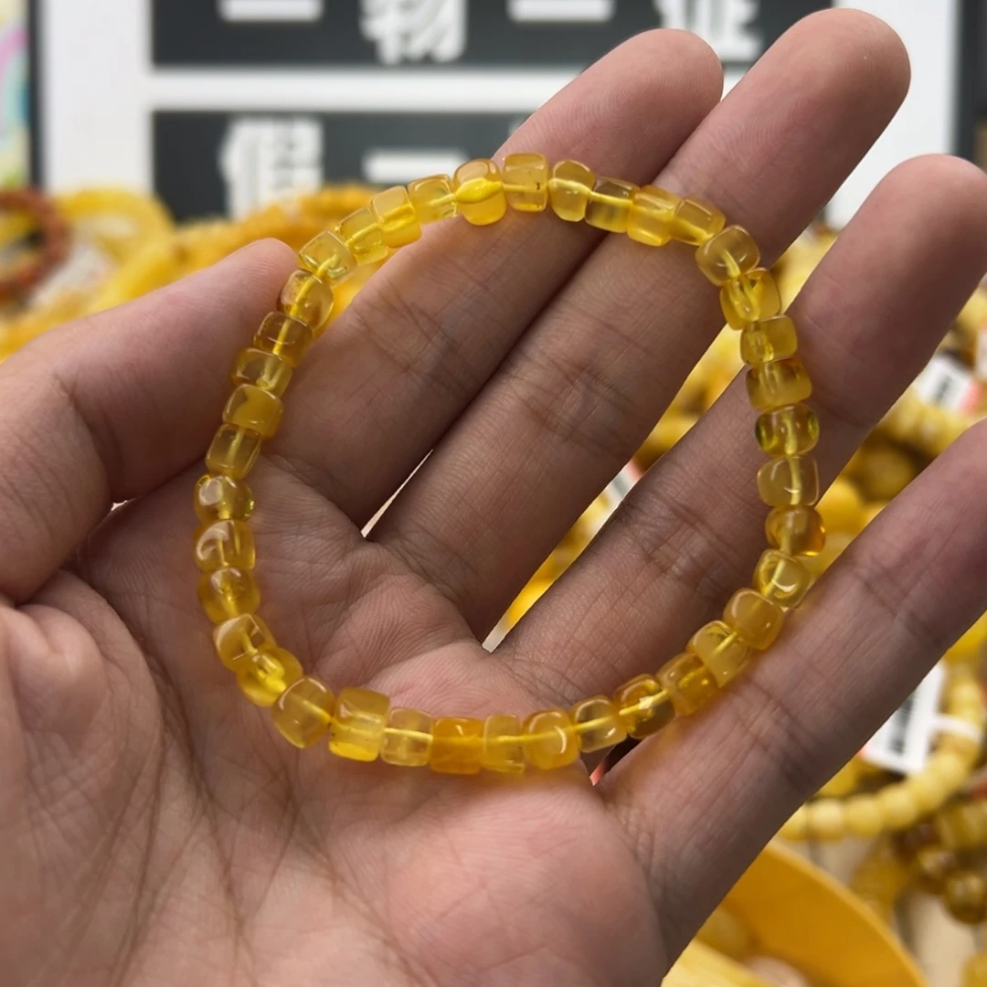 未镶嵌琥珀珠宝奇石