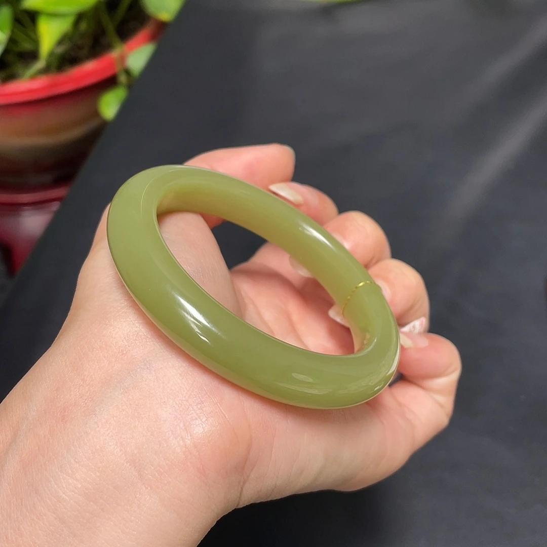 和田玉未镶嵌手镯-若羌青黄口