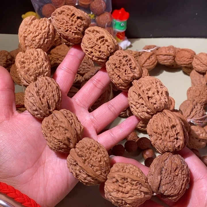刹***华手串文玩核桃…………