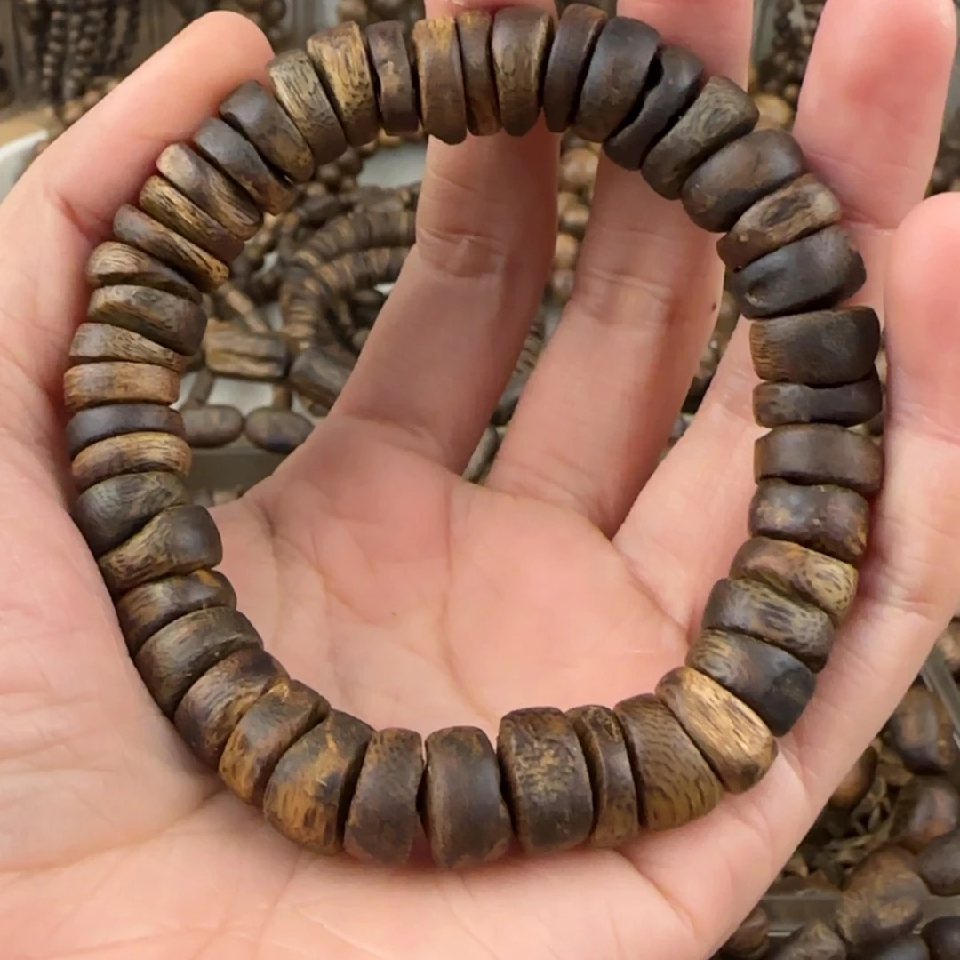 【闪购商品】沉香手串福**禄奇楠手串