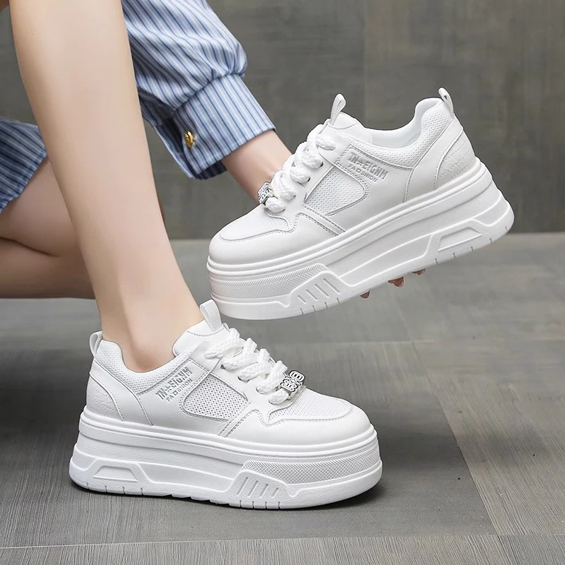 春夏网面厚底小白鞋女2025新款爆款百搭小个子透气软底运动休闲鞋