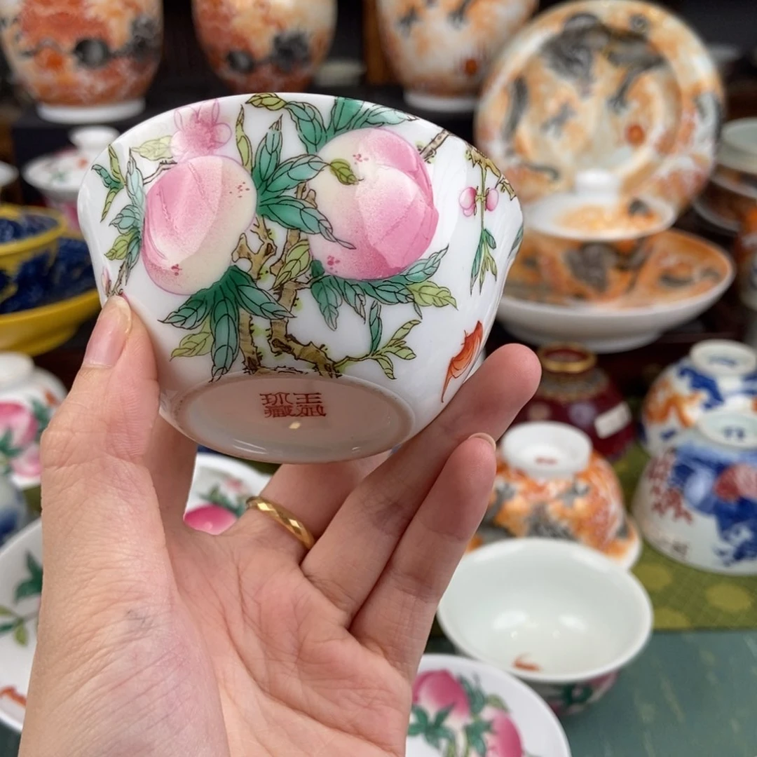 陶瓷的设计师是一个人的生活