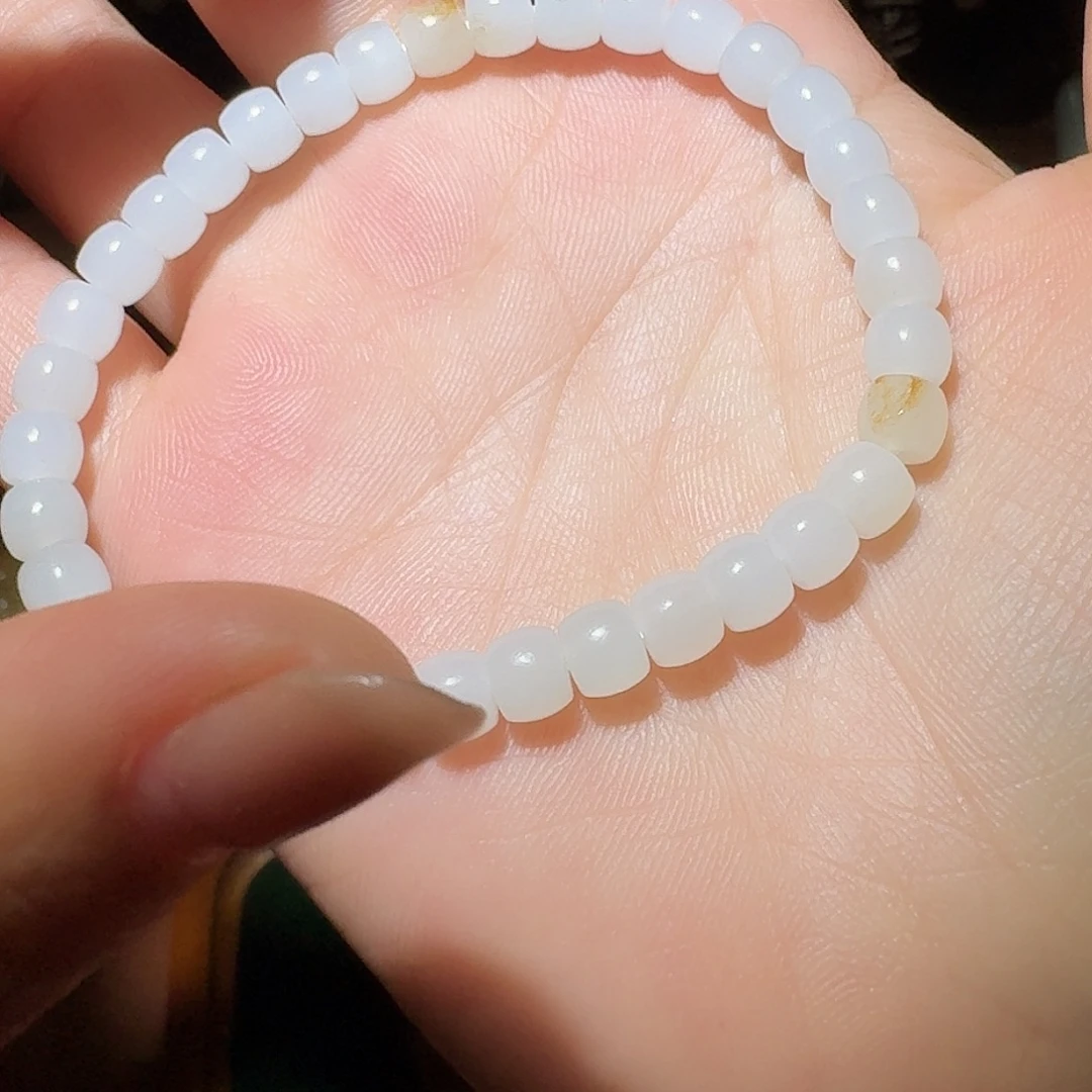 和田玉未镶嵌车挂