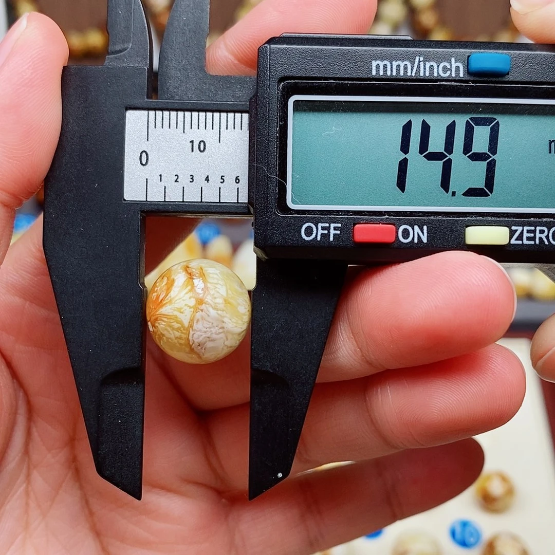 未镶嵌琥珀裸石蜜蜡