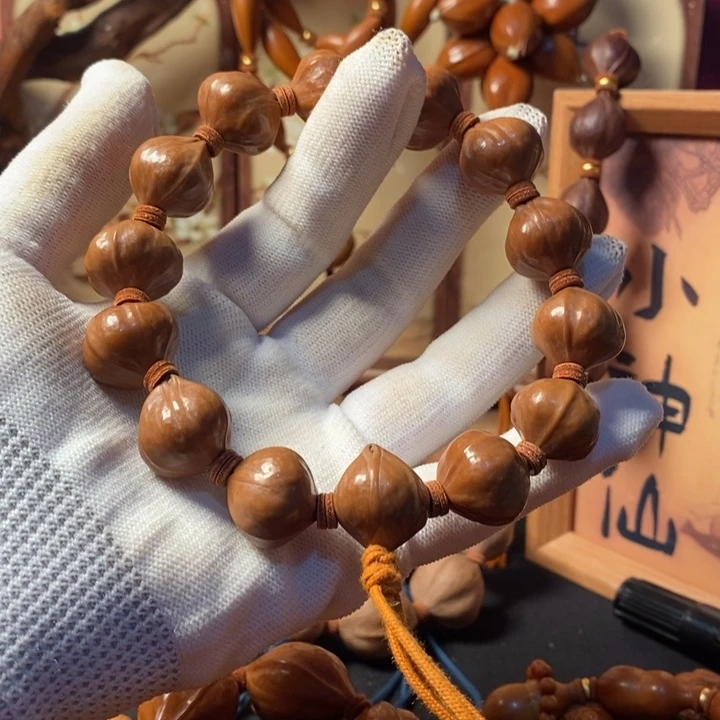 手串/手链橄榄核1.7蜜桃铁盒