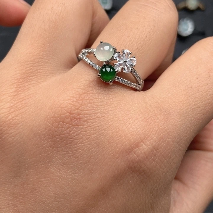 翡翠未镶嵌戒指戒指