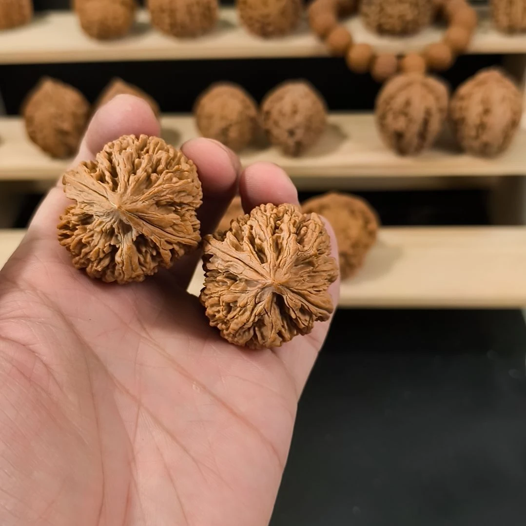 文玩核桃吊坠39九龙筋