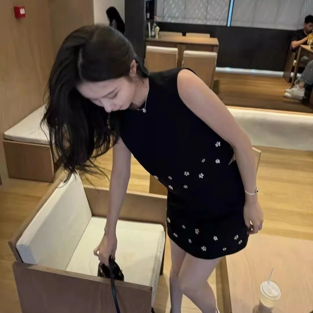 尔煦洋气哥弟阿玛施正洋气尔煦女【遇见软妹】法式赫本黑色套装精