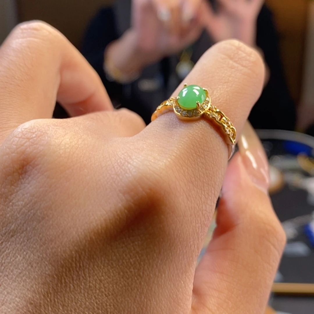 翡翠未镶嵌戒指14200