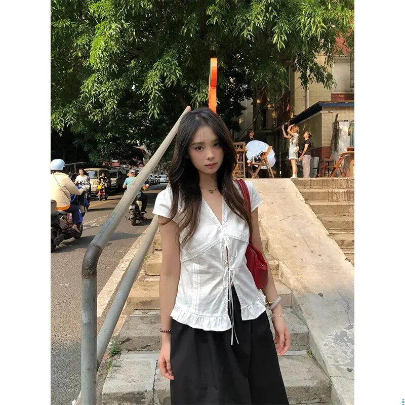 2025新款女士夏季小众设计感蕾丝花边修身显瘦系带短袖上衣半身裙