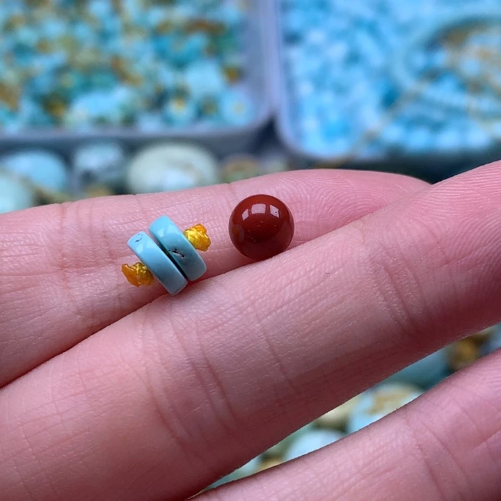 南红玛瑙未镶嵌珠宝奇石