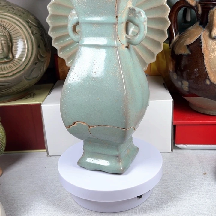一***顺摆件汝窑瓷器四方瓶品