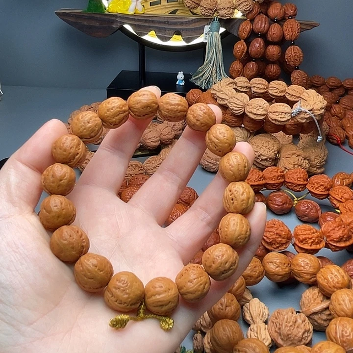 黑***毛手串文玩核桃小光头有黄