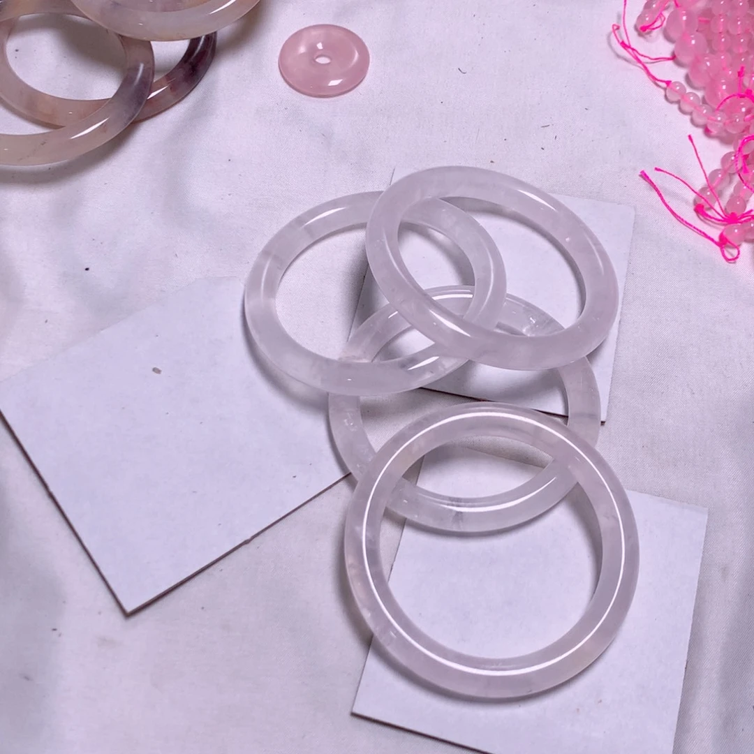 查罗石手镯（开口镯）未镶嵌56圆条粉水