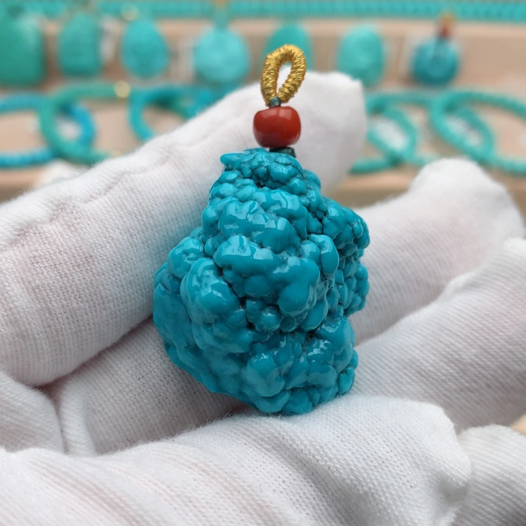 绿松石未镶嵌珠宝奇石24.4克