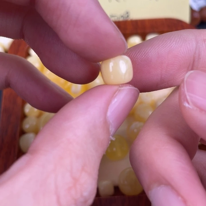 琥珀裸石未镶嵌天然53