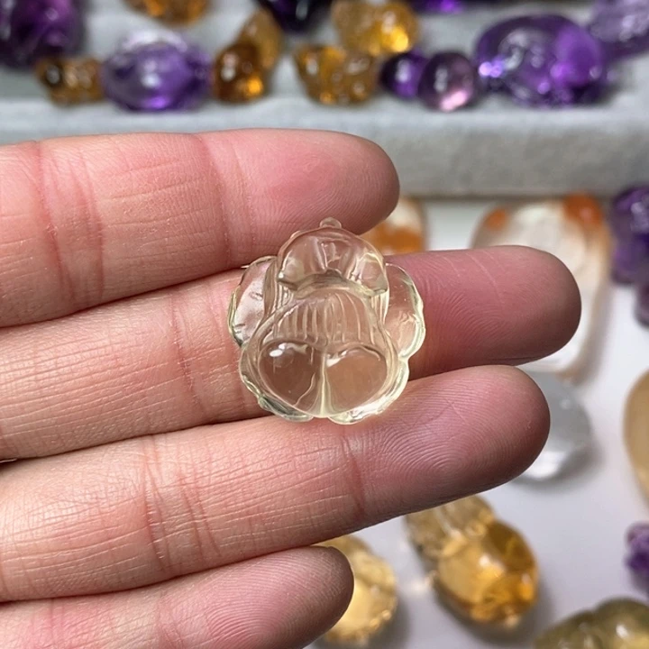 水晶颈饰未镶嵌趴趴狐