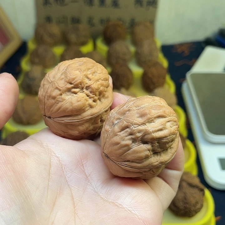 把件文玩核桃33、大理蛤蟆头40