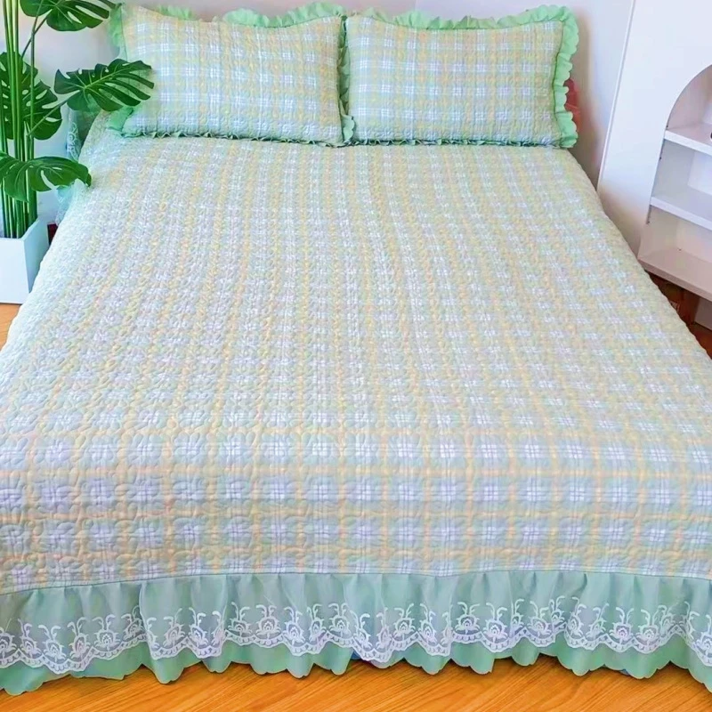2025新款蕾丝双层纱棉麻床盖防滑《清风》夹棉绗缝床盖