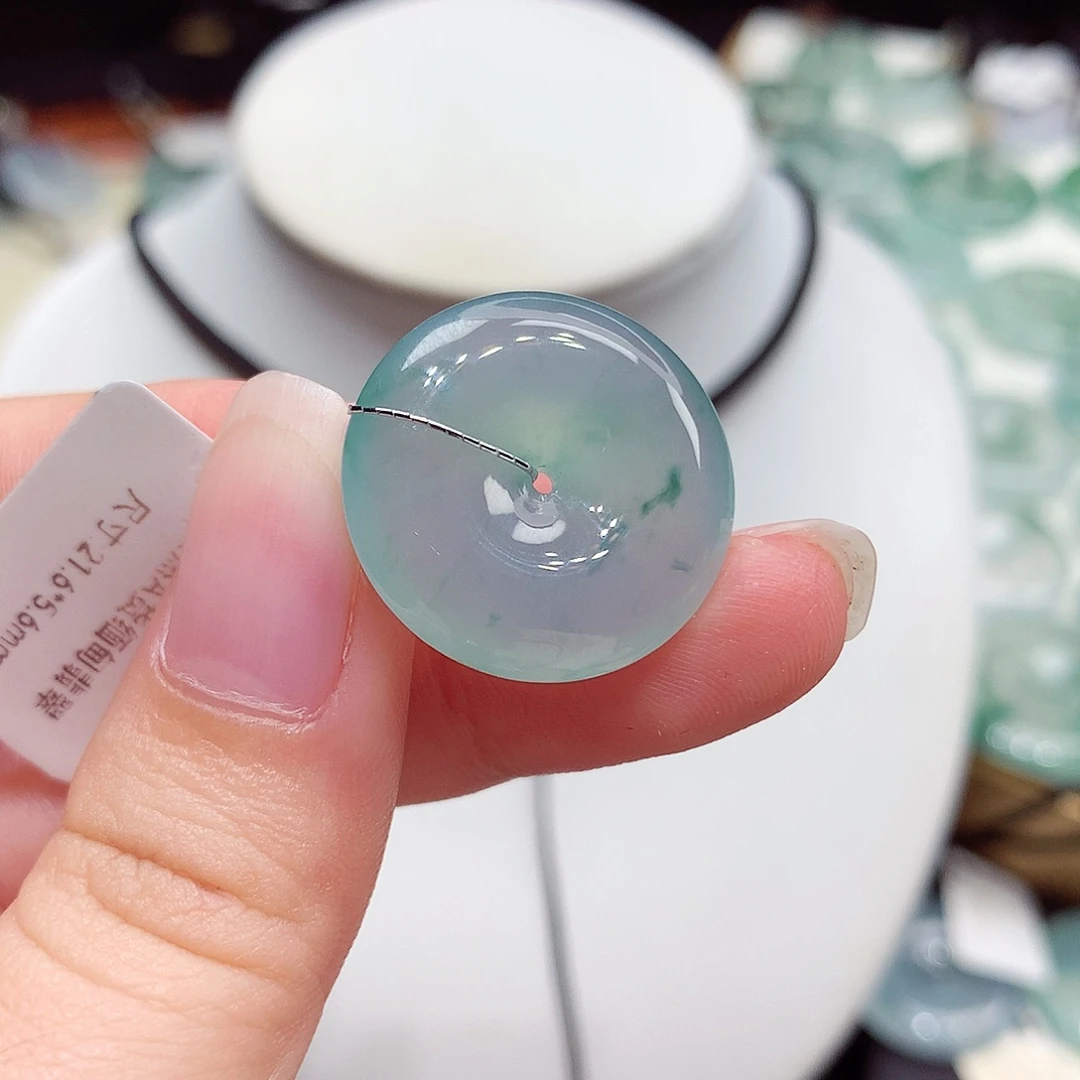 颈饰未镶嵌翡翠翡翠76，21.6/5.6