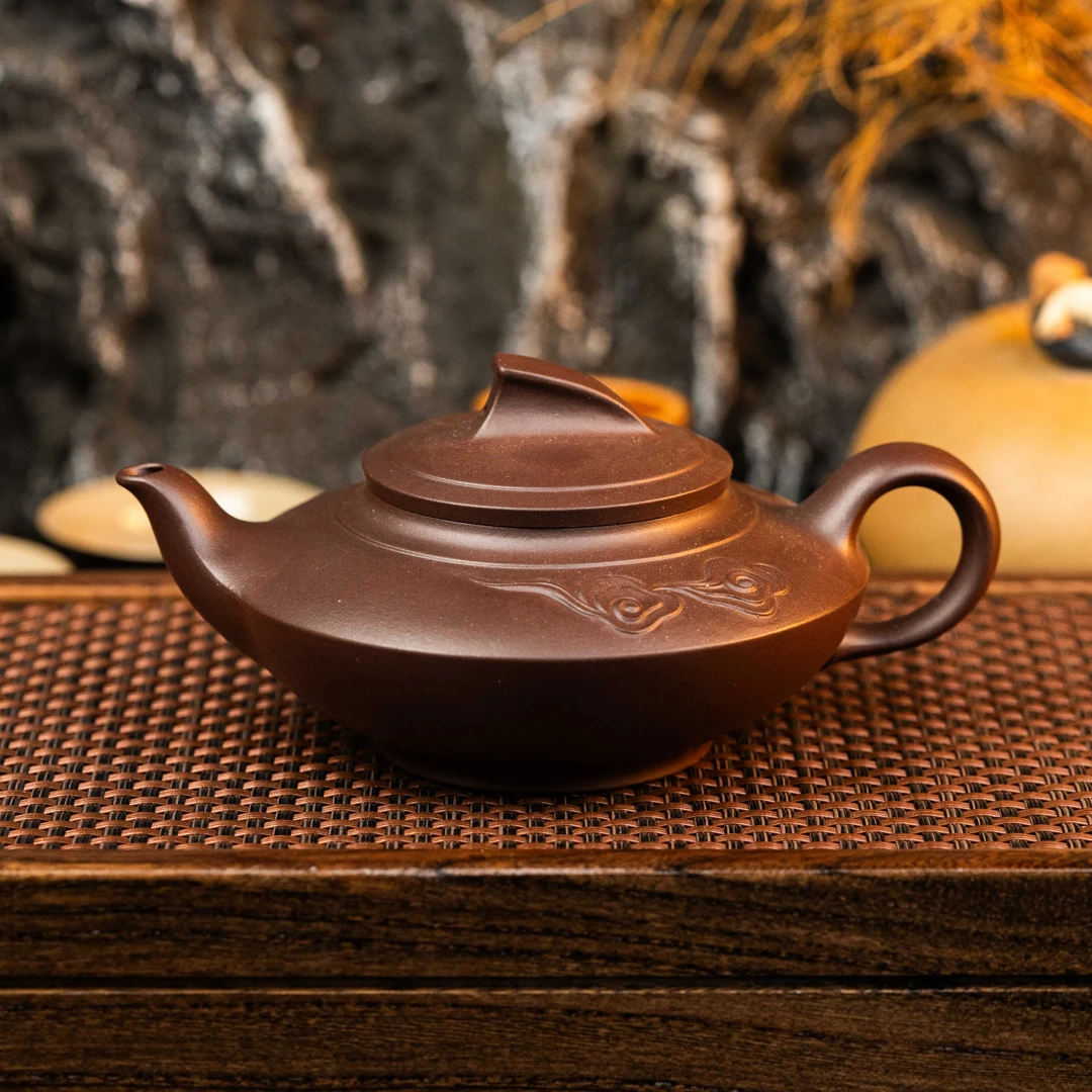 XL-043  宜兴手工紫砂   祥雲壶