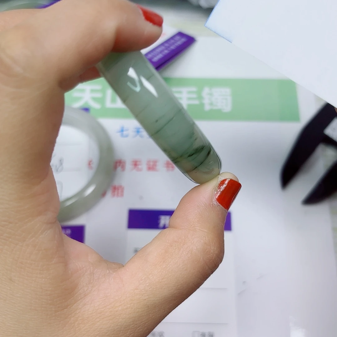 石英质玉未镶嵌手镯146/54