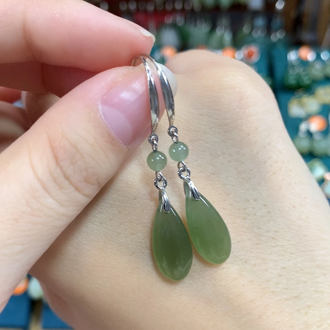 和田玉银S925镶嵌耳饰水滴17.7mm左右