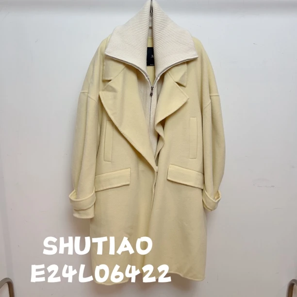 【SHUTIAO】2024秋冬：新款小众设计款外套E24L06422