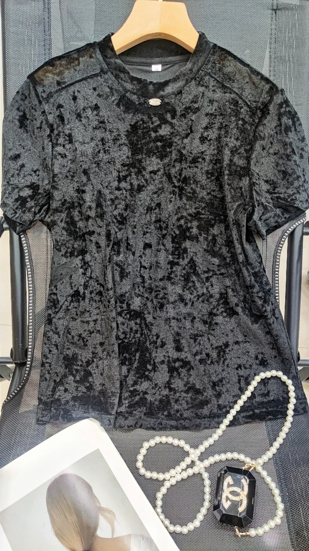 夏季新款冰花绒短袖显瘦气质T恤简约欧货经典洋气时尚圆领上衣