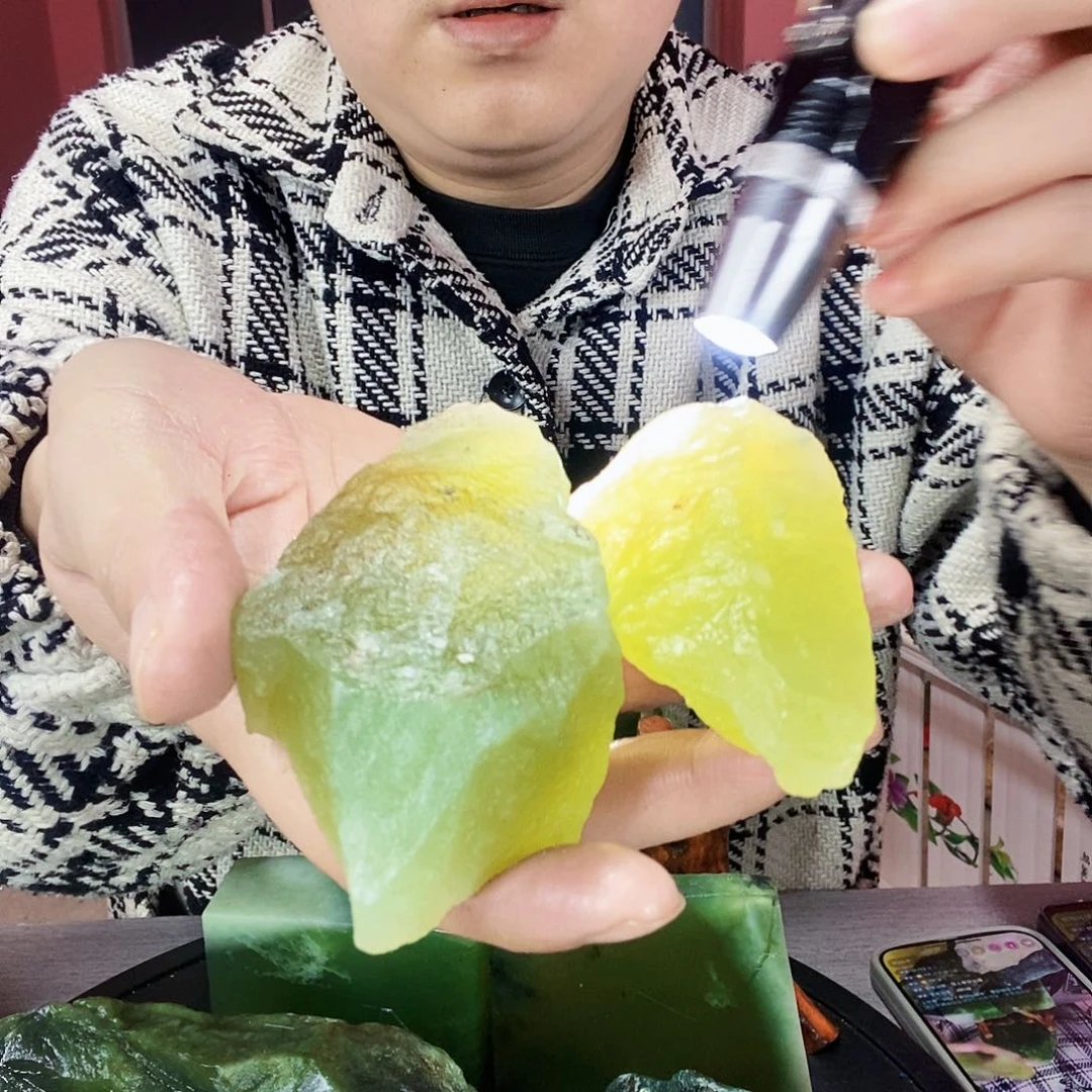 蛇纹石玉未镶嵌岫玉原石蛇纹石玉
