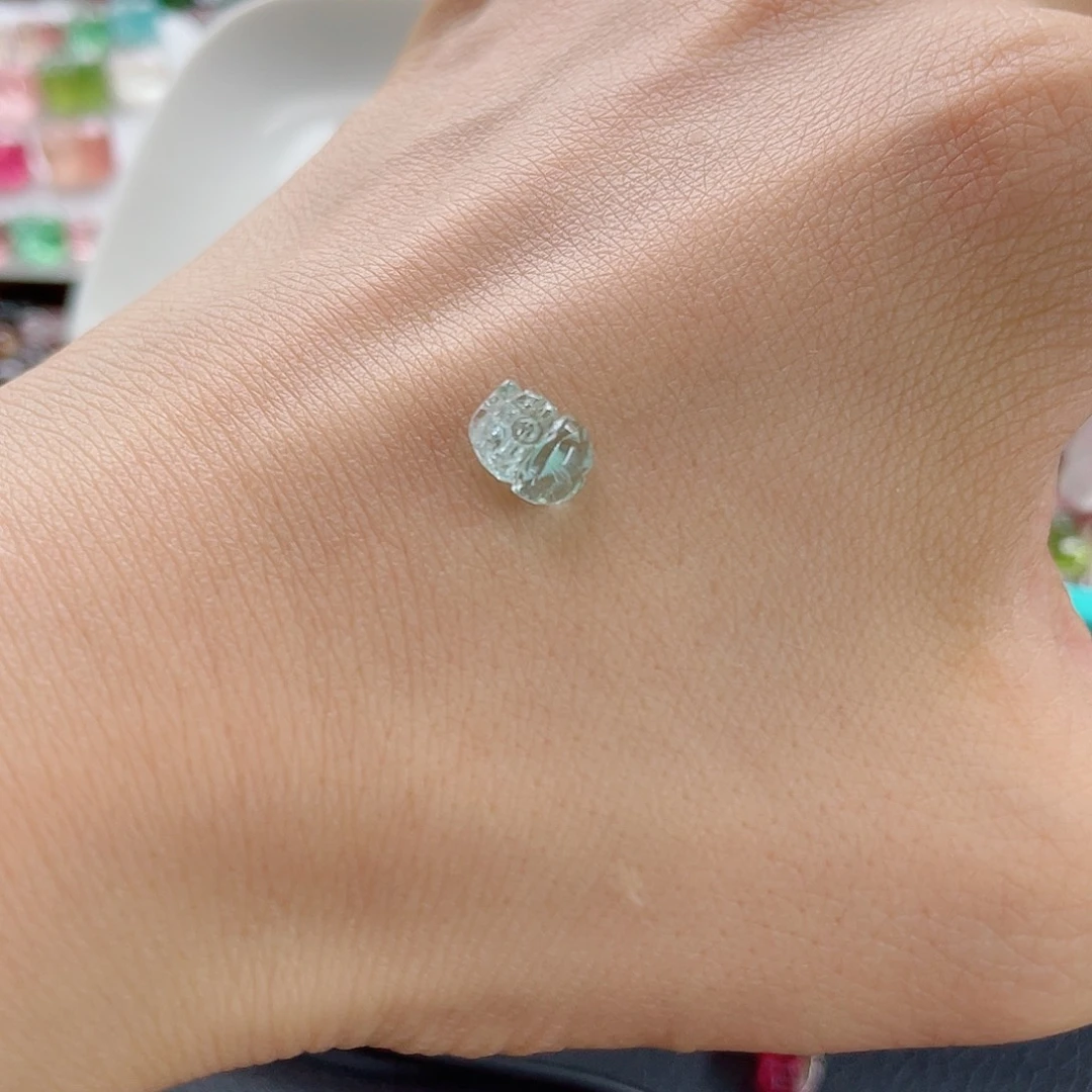 妍***妍颈饰未镶嵌碧玺定制款发货