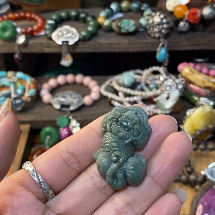 南红玛瑙手链未镶嵌