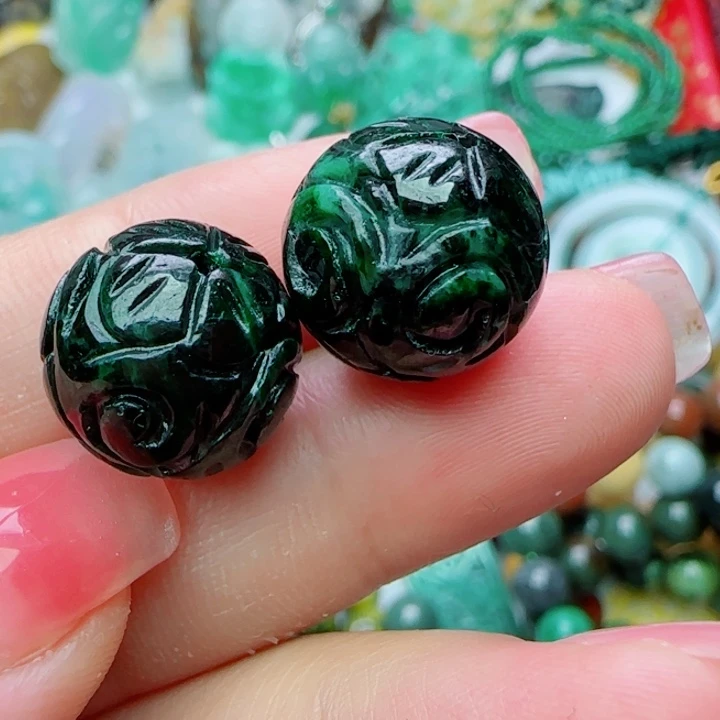 翡翠未镶嵌颈饰天然A货13